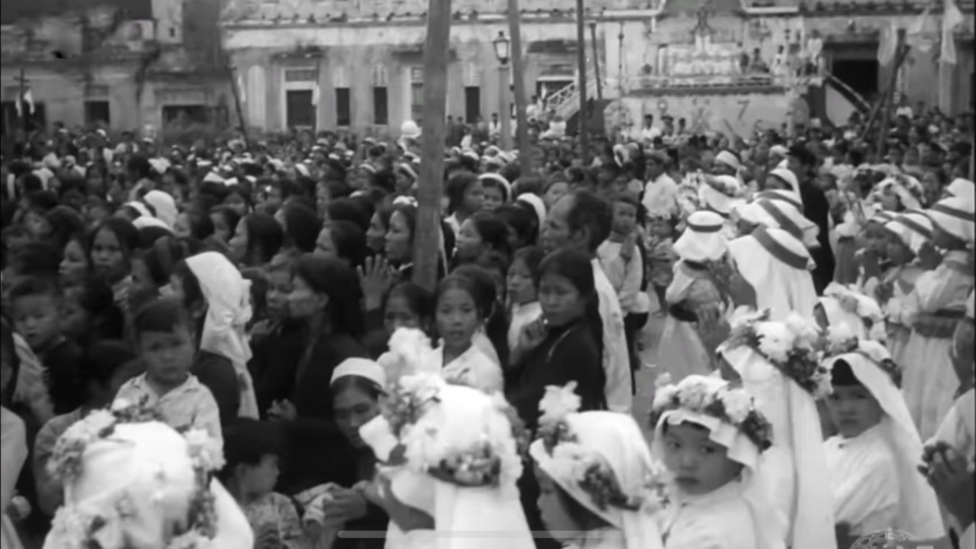 Ngày Lễ Thánh The Holy Day