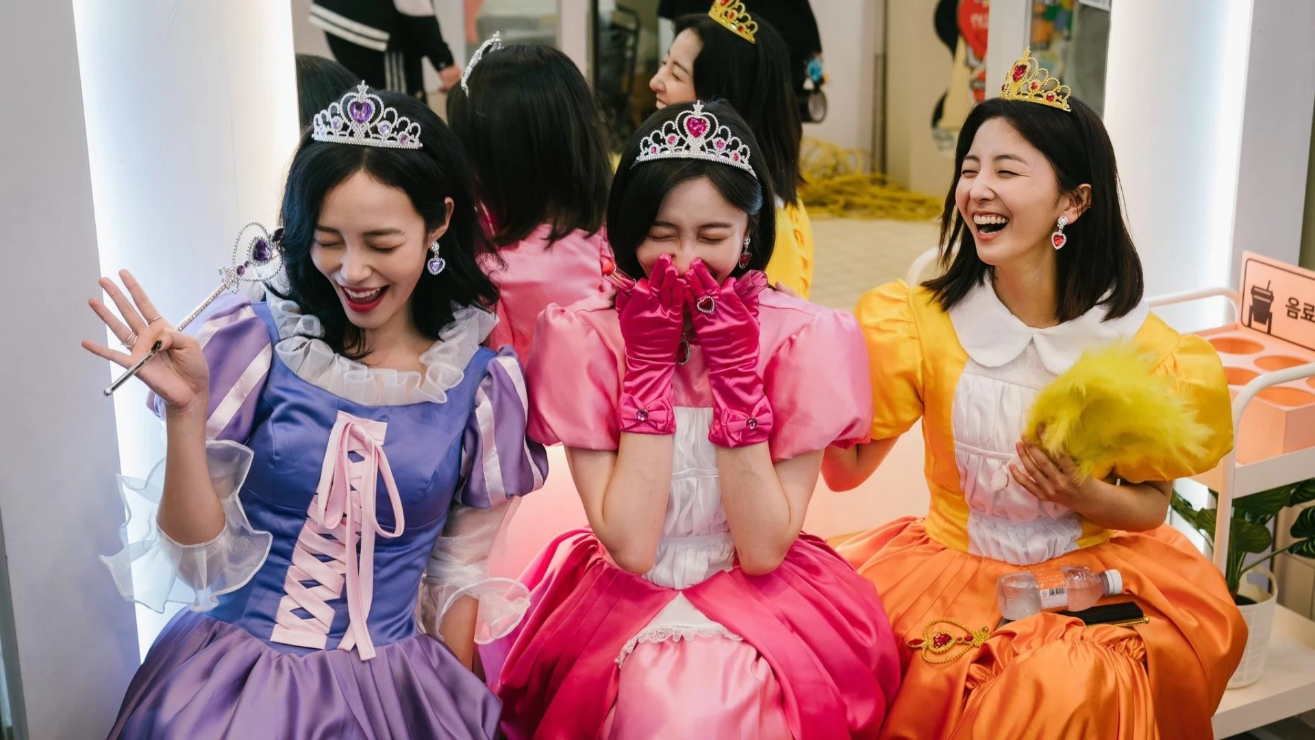 Nghề Siêu Khó Nói Forbidden Fairytale
