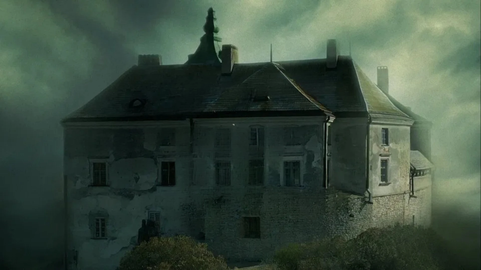 Những câu chuyện từ Black Manor
