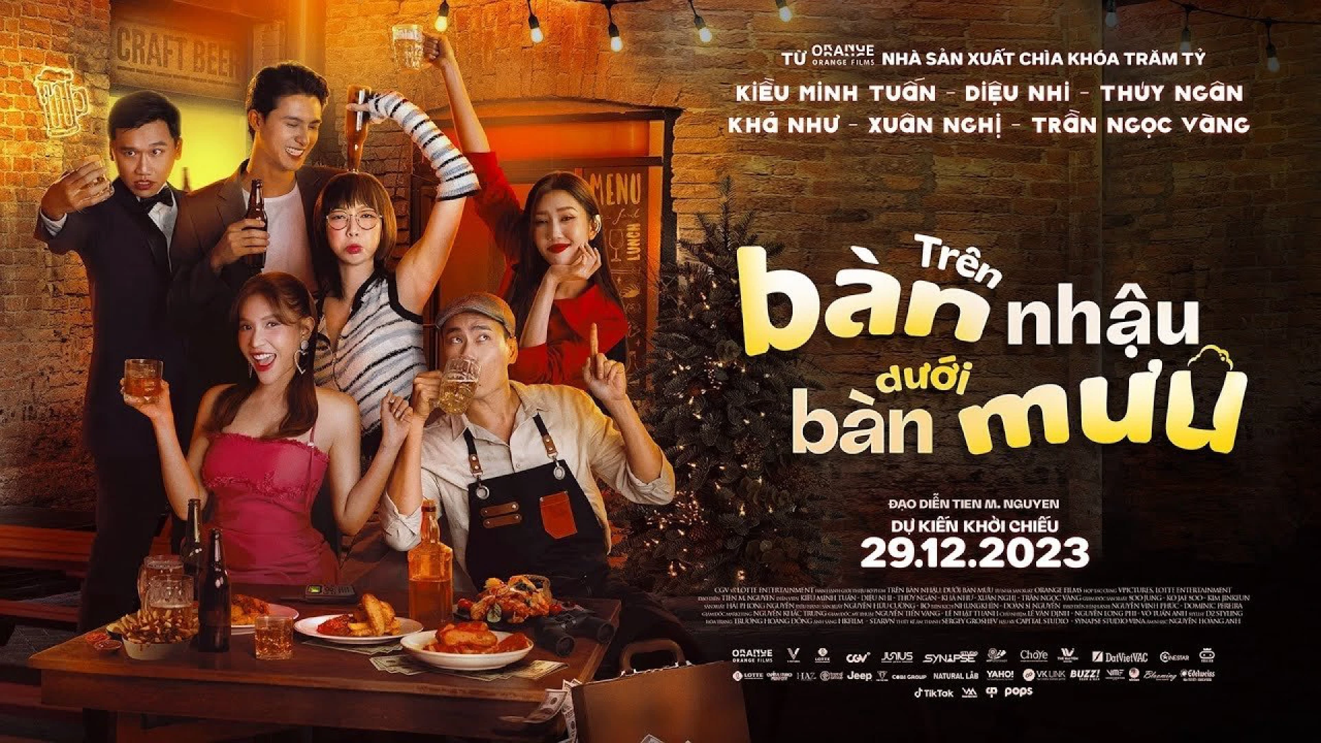 Trên Bàn Nhậu Dưới Bàn Mưu